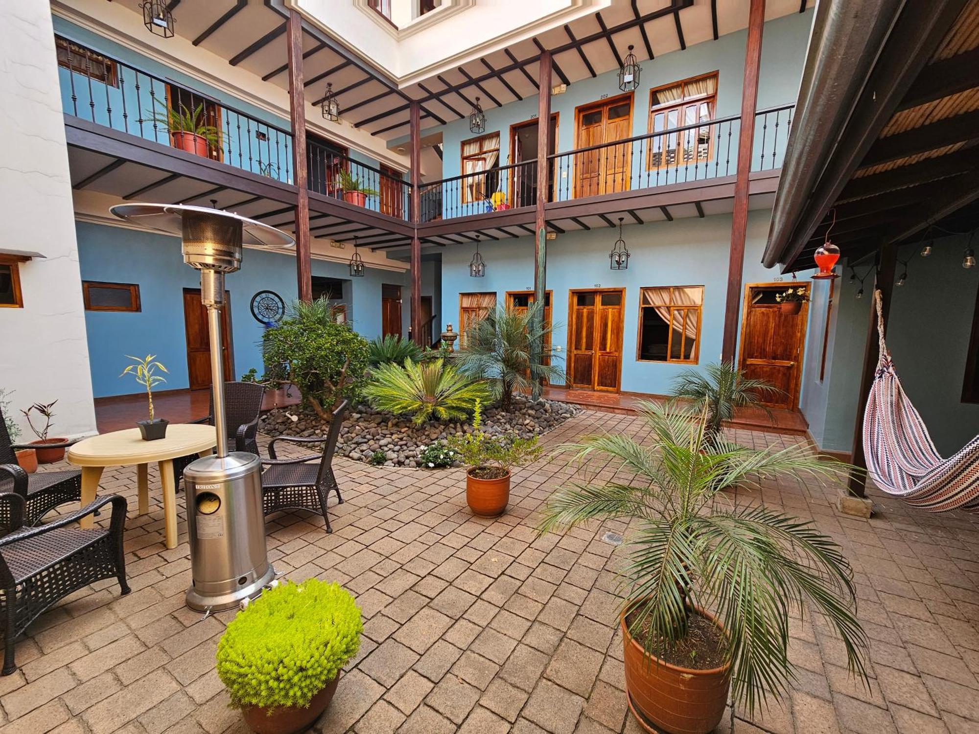 Casa Hibiscus Boutique Hotel Cuenca Exterior photo